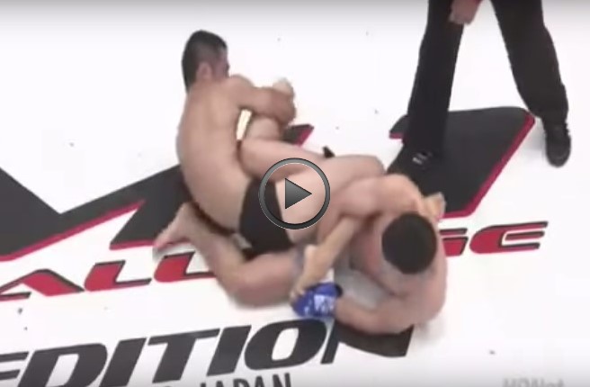 The best Grappling Match in MMA ever