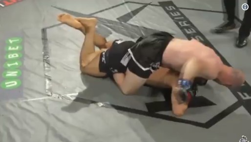 MMA Fighter Submits a Guy Who Was on His Back