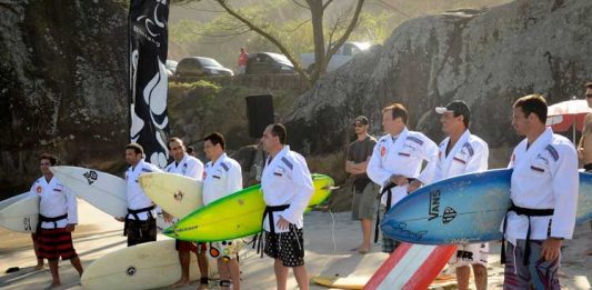 BJJ Lifestyle - Surfing And Rolling