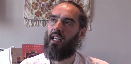 Russell Brand: Life Is Struggle And BJJ Teaches You How To Cope With Struggle