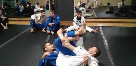 Rolling Jiu-Jitsu Attacks