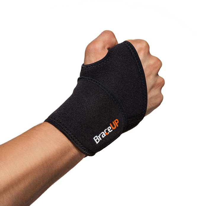 Best MMA Wrist Braces 2021 Guide With Reviews BJJ World