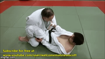 clsoed gaurd BJJ Pass with trapped arm