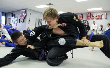 BJJ Skill - Standing back Up To The Feet