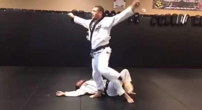 Rafael Lovato Jr. Shows the Difference between Adult Worlds and Master Worlds - HILARIOUS!!