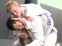 12 Different ways to Tap in BJJ