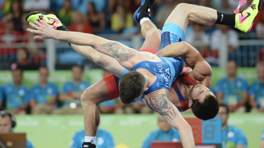 The Ultimate Guide To Folkstyle Wrestling Moves, Rules And Uses BJJ