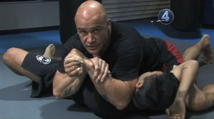 Evertyhing About The Figure Four Grip In BJJ